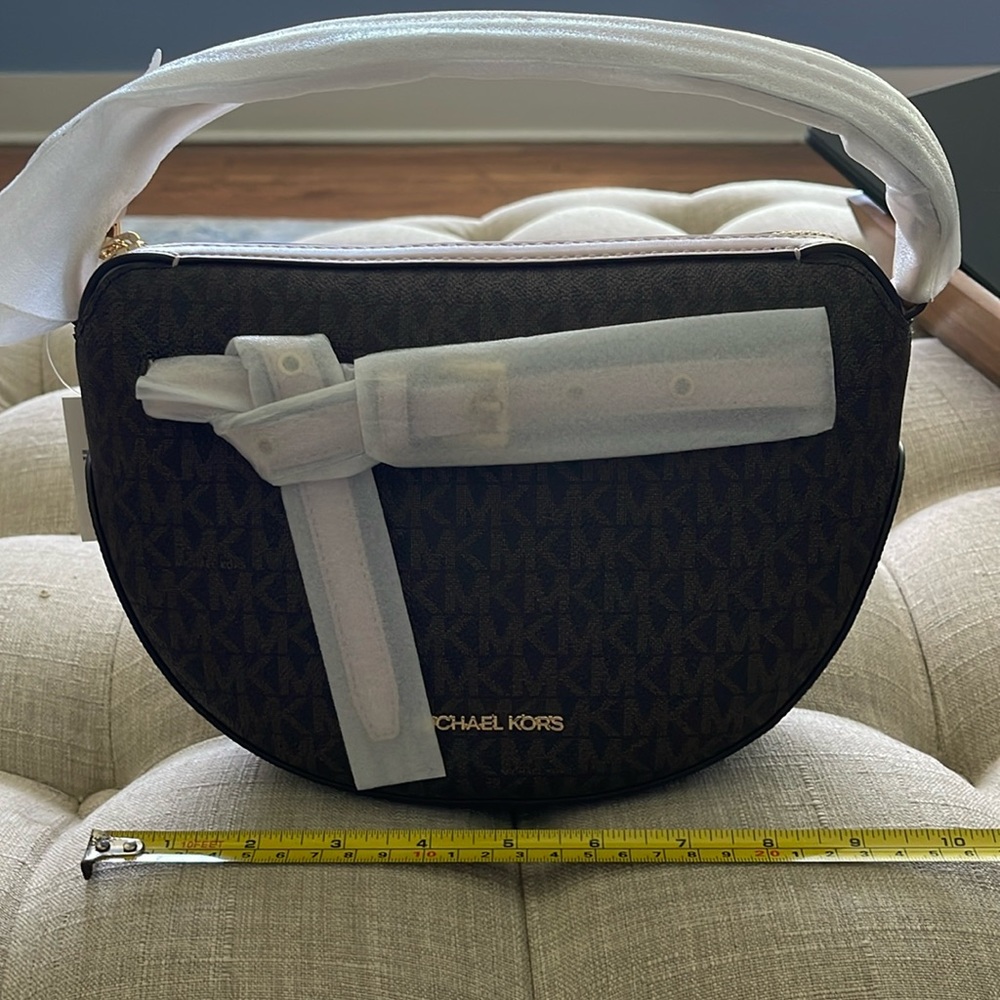 Michael Kors crossbody